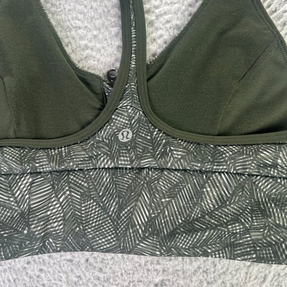 Lululemon Sport Bra Womens 6 Green Printed Front Zip Athletic Cool To Street Bra - Picture 6 of 8